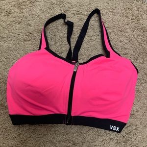 BNWOT Victoria’s Secret Sports Bra
